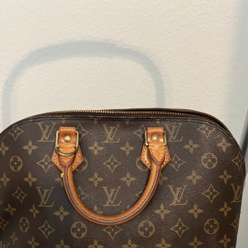 Louis Vuitton Alma